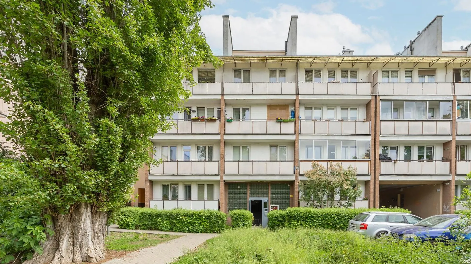 Beautiful & Modern Studio Apartment With Balcony In Warsaw'S Wola By Noclegi Renters Warsaw